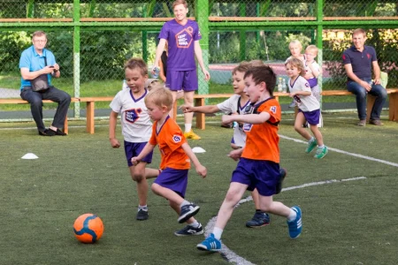 Детский футбольный клуб Чемпионика на Ольховой улице фото 3