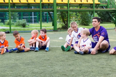 Детский футбольный клуб Чемпионика на Ольховой улице фото 4